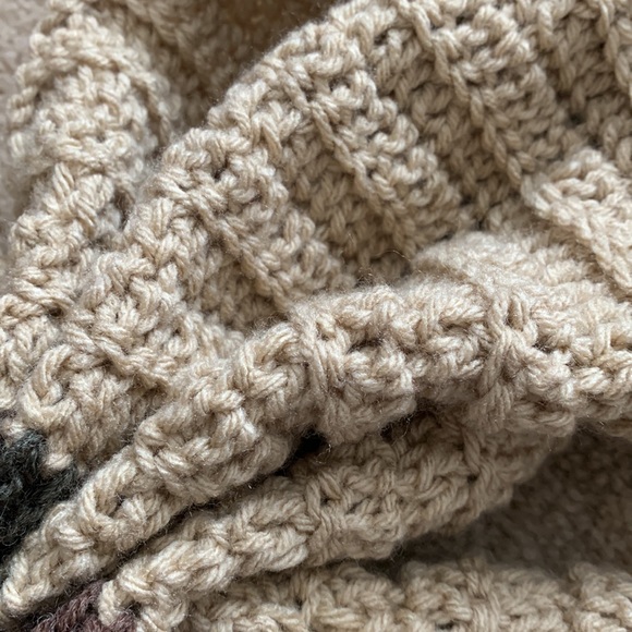 Womens scarf - Picture 8 of 8